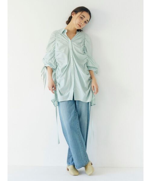 Ungrid(アングリッド)の「ギャザーデザインルーズシャツ(シャツ/ブラウス・レディース・ミント/パープル/ピンク/オフホワイト/ブルー・FREE)」の16枚目の写真