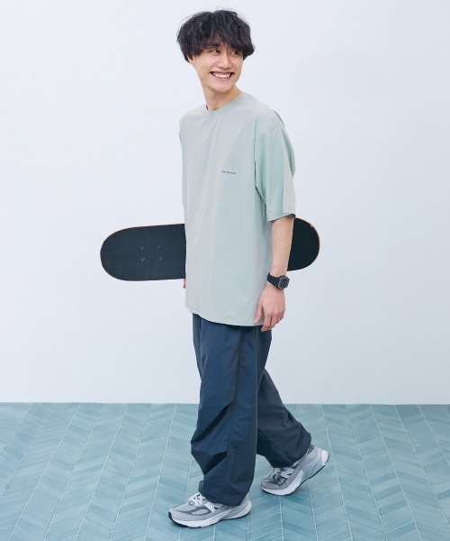 devirock(デビロック)の「【イージーウォッシュ】乾燥機OK 防汚 大人 刺繍デザイン 半袖Tシャツ(Tシャツ/カットソー・レディース・ライトグレー系1/ベージュ系1/ブラック系1/ホワイト系1/サックスブルー系1/ブルー系1/ネイビー系1/ブラウン系1/ホワイト系2/ブルー系2・S/M/L/LL)」の16枚目の写真