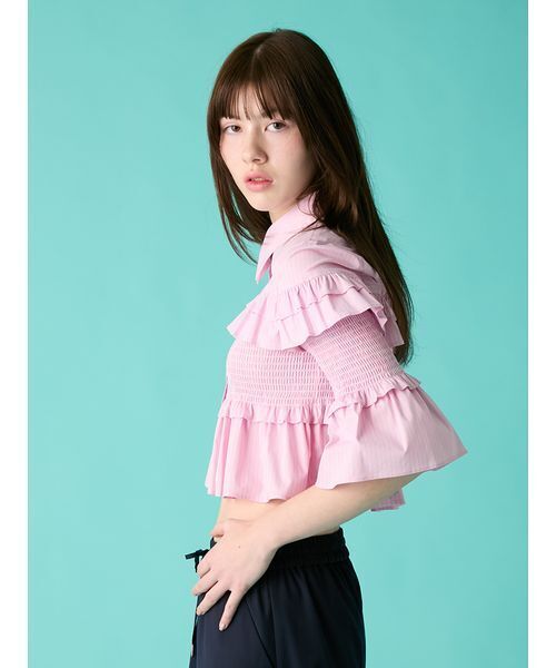 FURFUR(ファーファー)の「シャーリングフリルシャツ(シャツ/ブラウス・レディース・サックスブルー/ホワイト/ピンク・F)」の9枚目の写真