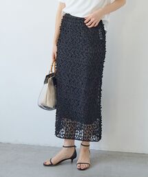シアー刺繍ナロースカート