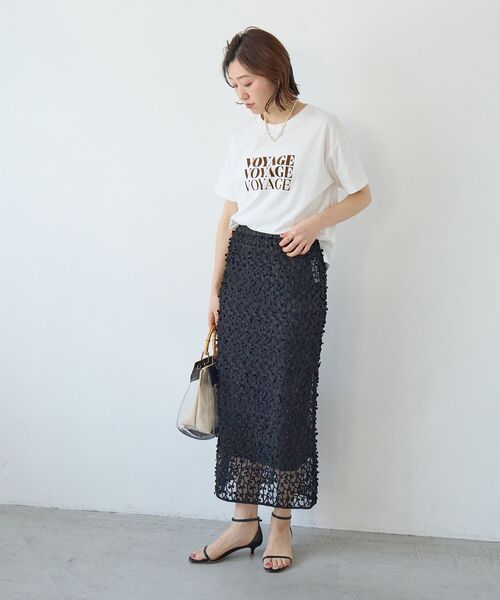 le.coeur blanc（ルクールブラン）の「シアー刺繍ナロースカート（スカート・レディース・アイボリー/ブラック・38）」の5枚目の写真