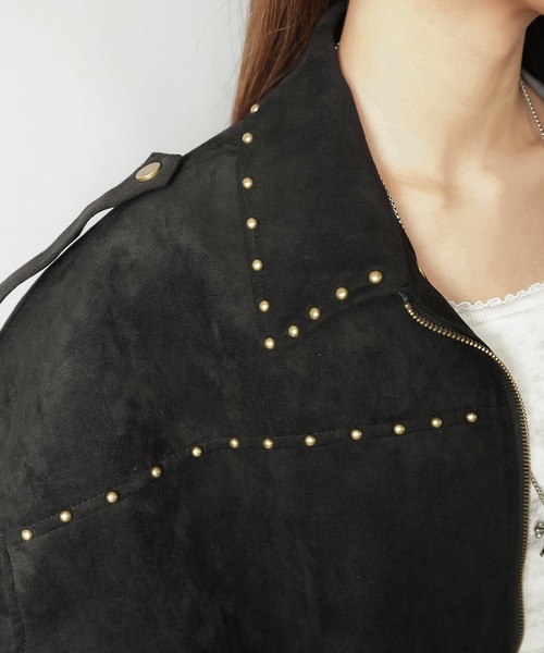 SPINNS（スピンズ）の「羽織るだけで主役☆スタッズが効いたスウェードショートジャケット（その他アウター・レディース・ブラウン/ブラック・ONESIZE）」の10枚目の写真