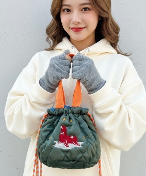 HOUSTON(ヒューストン)の「HOUSTON / SATIN EFFECT BAG(MARMALADE/CAT)HS6023W HS6025W(ショルダーバッグ・レディース・ネイビー/イエロー/レッド/ピンク/チャコールグレー/ラベンダー・ONESIZE)」の9枚目の写真
