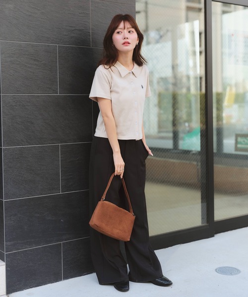 U.S. POLO ASSN.（ユーエスポロアッスン）の「【U.S. POLO ASSN./ユーエスポロアッスン】刺繍 スムース ステンカラー 半袖 Tシャツ（Tシャツ/カットソー・レディース・ベージュ/ブラック系その他/ブラウン/ブラック/オフホワイト・M/LL/L）」の19枚目の写真