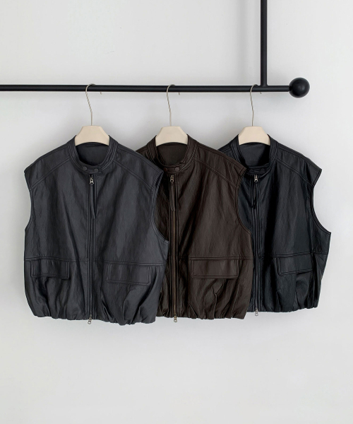 VASCARA(バスカラ)の「Faux Leather Shirring Zip-Up Vest (3colors)(ベスト・レディース・ブラック/グレー/ブラウン・FREE)」の6枚目の写真