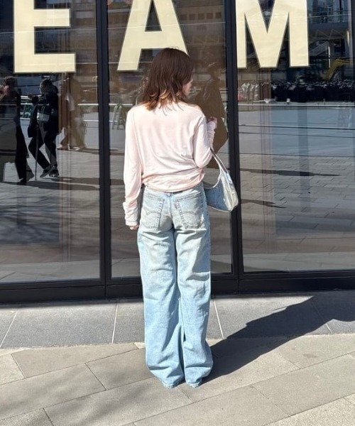 Levi's（リーバイス）の「LEVI’S(R) / LOOSE BOOT ジーンズ ライトインディゴ（デニムパンツ・レディース・ライトブルー・26inch/25inch/27inch）」の8枚目の写真