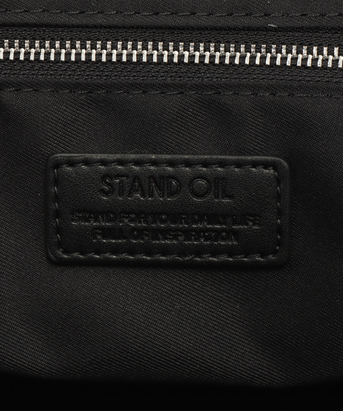 STANDOIL（スタンドオイル）の「【WEB＋一部店舗限定】STAND OIL / スタンドオイル Momo Bag Large（ショルダーバッグ・レディース・ホワイト/ブラウン/ブラック・FREE）」の14枚目の写真