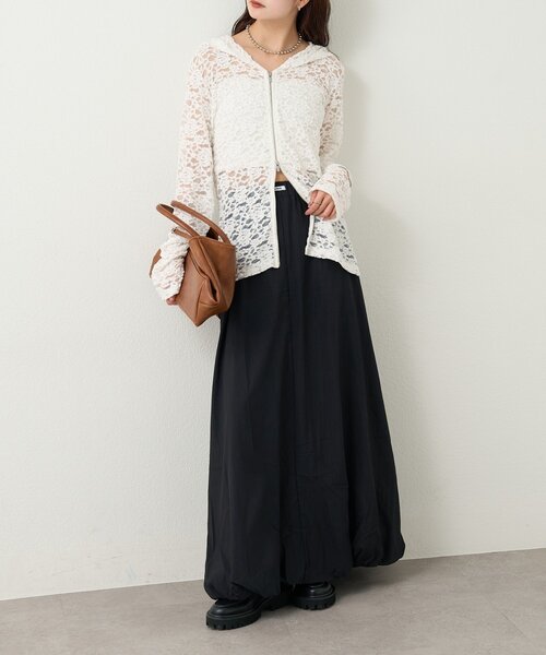 mystic（ミスティック）の「【2サイズ展開 / オールシーズン着られる】バルーンロングスカート（スカート・レディース・オフホワイト/ブラック・1/2）」の11枚目の写真