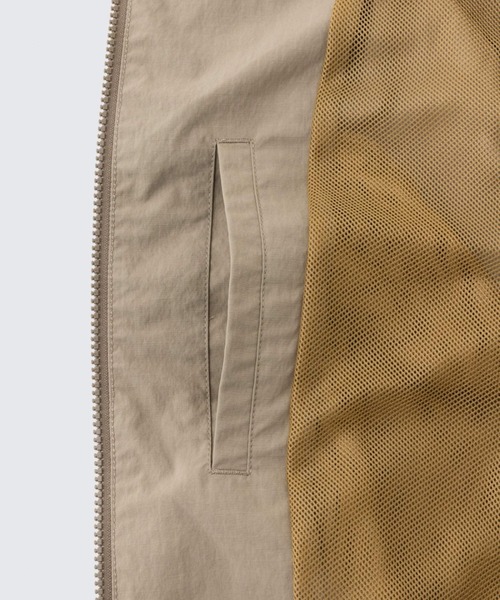 WILD THINGS(ワイルドシングス)の「アーミージャケット│ARMY JACKET(ナイロンジャケット・メンズ・グレー系その他/ブラック/サンドベージュ・XL/L/M/S)」の9枚目の写真