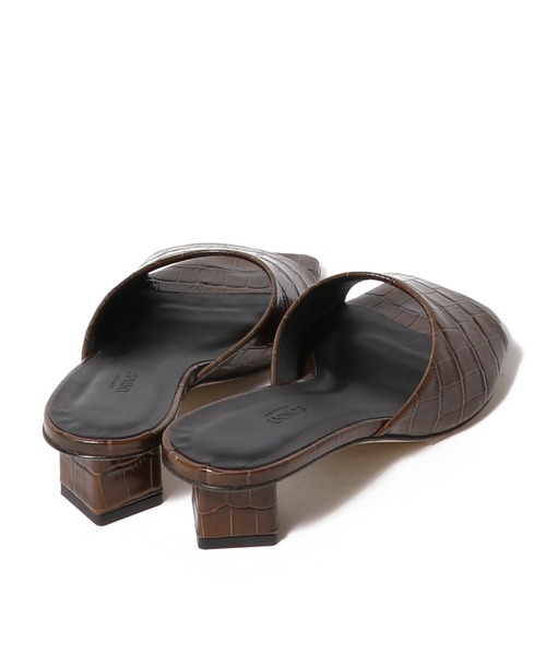 PELLICO SUNNY(ペリーコサニー)の「PELLICO SUNNY / クロコ レザーミュール《ESTNATION EXCLUSIVE》(サンダル・レディース・ブラック/ブラウン・38/37/36/35)」の5枚目の写真