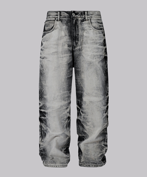 CORNERBLESS(コーナーブレス)の「WHITE PLASMA JEANS(デニムパンツ・レディース・その他・MEDIUM/LARGE/SMALL)」の1枚目の写真