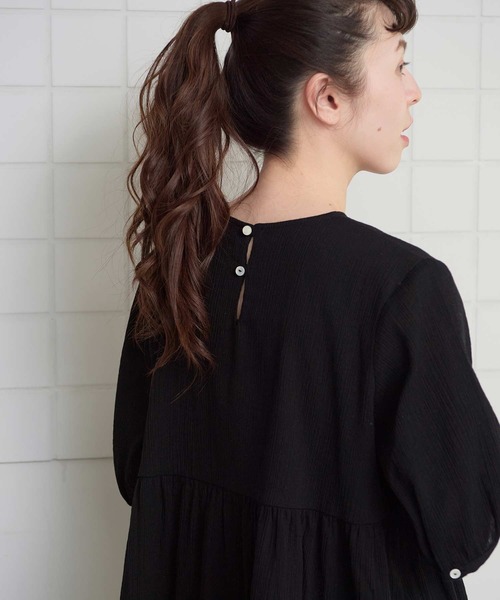 l'atelier du savon（アトリエドサボン）の「やわらかい楊柳のチュニックブラウス（シャツ/ブラウス・レディース・ブラック/ホワイト・FREE）」の10枚目の写真