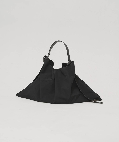 TODAYFUL(トゥデイフル)の「TODAYFUL Leatherbelt Shoulder Bag レザーベルトショルダーバッグ/12621010(ショルダーバッグ・レディース・ベージュ/ブラック・ONE SIZE)」の10枚目の写真