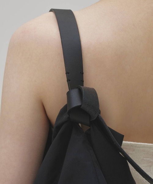 TODAYFUL(トゥデイフル)の「TODAYFUL Leatherbelt Shoulder Bag レザーベルトショルダーバッグ/12621010(ショルダーバッグ・レディース・ベージュ/ブラック・ONE SIZE)」の5枚目の写真