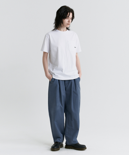 MAGOODGAN（メックウッドガン）の「カールン 4218 ピグメント ワンタック バルーンフィット ロシアンブルー パンツ（その他パンツ・レディース・その他・SMALL/MEDIUM/LARGE/X-LARGE）」の2枚目の写真