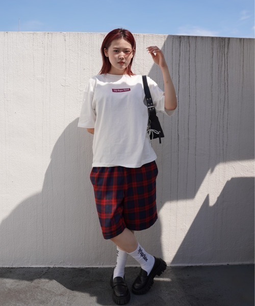 My sugar Babe(マイシュガーベイブ)の「embroidery box logo tee(Tシャツ/カットソー・メンズ・ブルー/ブラック×ブラック/オレンジ/ネイビー/ブルー系/ホワイト×ネイビー/ホワイト×レッド・X-LARGE/LARGE/MEDIUM)」の2枚目の写真