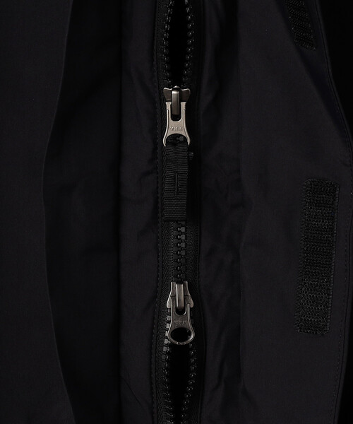 FREAK'S STORE(フリークスストア)の「限定展開 THE NORTH FACE/ザ・ノース・フェイス 2000レトロマウンテンライトジャケット(メンズ)(ナイロンジャケット・メンズ・ブラック・SMALL/LARGE/MEDIUM/X-LARGE/XX-LARGE)」の6枚目の写真