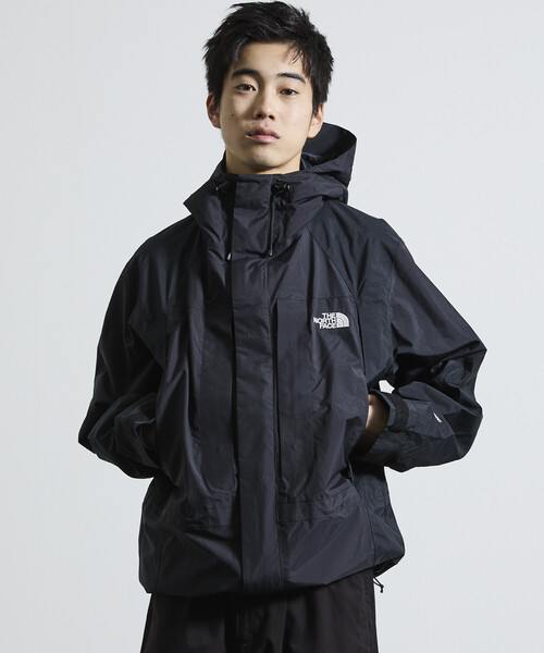 RUSSELUMO ブラック ナイロンジャケット 限定展開 THE NORTH FACE/ザ・ノース・フェイス 2000レトロマウンテン