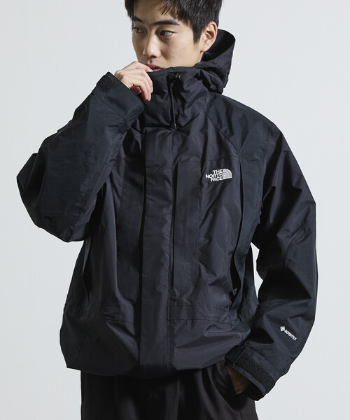 FREAK'S STORE(フリークスストア)の「限定展開 THE NORTH FACE/ザ・ノース・フェイス 2000レトロマウンテンライトジャケット(メンズ)(ナイロンジャケット・メンズ・ブラック・SMALL/LARGE/MEDIUM/X-LARGE/XX-LARGE)」の17枚目の写真