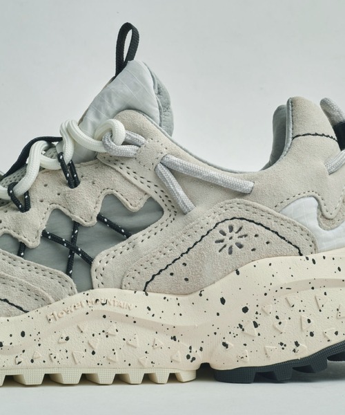 FlowerMOUNTAIN（フラワーマウンテン）の「FLOWER MOUNTAIN/フラワー マウンテン/YAMABUSHI_White/Gray（スニーカー・メンズ・ホワイト・41/42/43）」の7枚目の写真