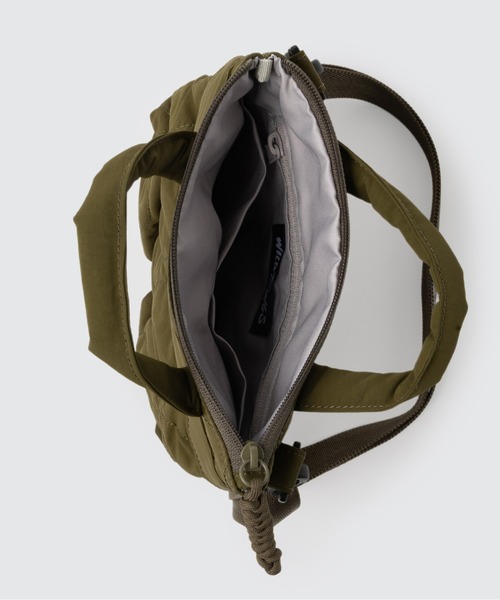 WILD THINGS（ワイルドシングス）の「【WILD THINGS】PUFF QUILT MINI HELMET（ショルダーバッグ・メンズ・ブラック・FREE）」の6枚目の写真