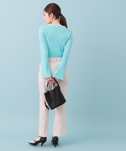 index（インデックス）の「ヘンリーネックフレアスリーブニット【洗濯機OK】（ニット/セーター・レディース・オフホワイト/チャコールグレー/ブルー・00）」の12枚目の写真