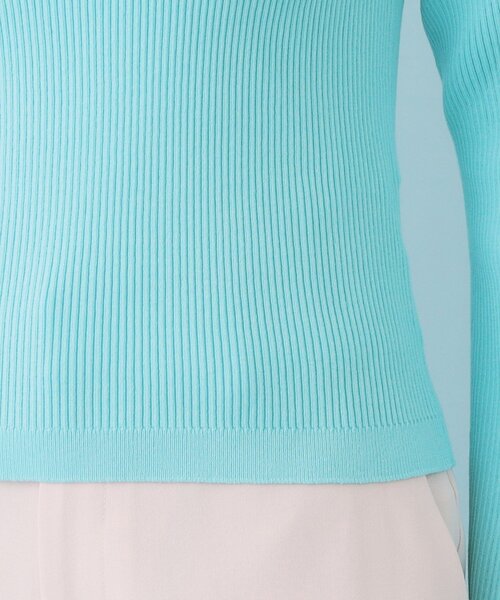 index（インデックス）の「ヘンリーネックフレアスリーブニット【洗濯機OK】（ニット/セーター・レディース・オフホワイト/チャコールグレー/ブルー・00）」の5枚目の写真