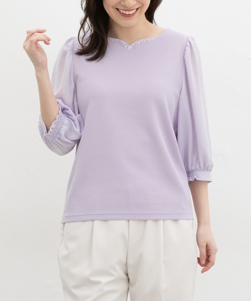 Honeys(ハニーズ)の「6分袖ハートネックトップス(Tシャツ/カットソー・レディース・イエロー/ブルーグレー/アイボリー/ラベンダー/ネイビー・S/M/LL/L/3L)」の4枚目の写真
