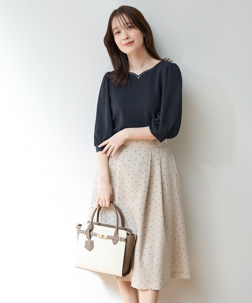 Honeys(ハニーズ)の「6分袖ハートネックトップス(Tシャツ/カットソー・レディース・イエロー/ブルーグレー/アイボリー/ラベンダー/ネイビー・S/M/LL/L/3L)」の10枚目の写真