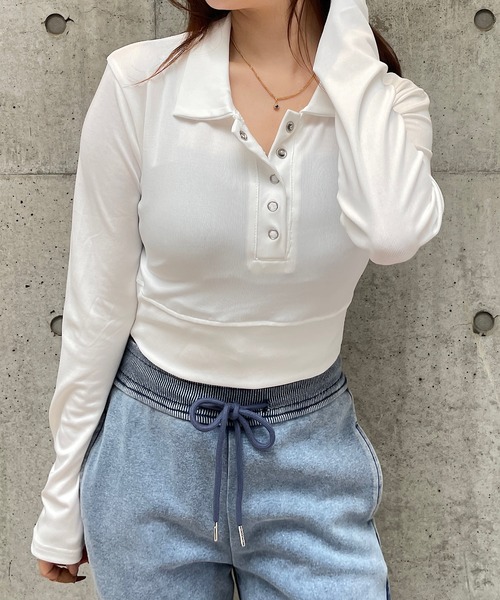 ROGER AND RAW（ロジャーアンドロウ）の「襟付きヘンリーネッククロップドトップス（Tシャツ/カットソー・レディース・ブラック/ホワイト・FREE）」の14枚目の写真