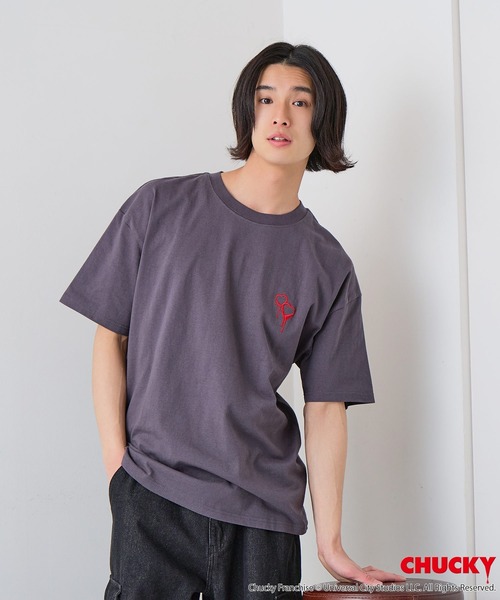 UNIIT（ユニット）の「【CHUCKY/チャッキー】オリジナルデザインTシャツ 刺繍 ドロップショルダー ユニセックス（Tシャツ/カットソー・メンズ・ホワイト系その他2/ブラック系その他/ブラック系その他2/ベージュ系その他・SMALL/MEDIUM/LARGE/X-LARGE）」の16枚目の写真