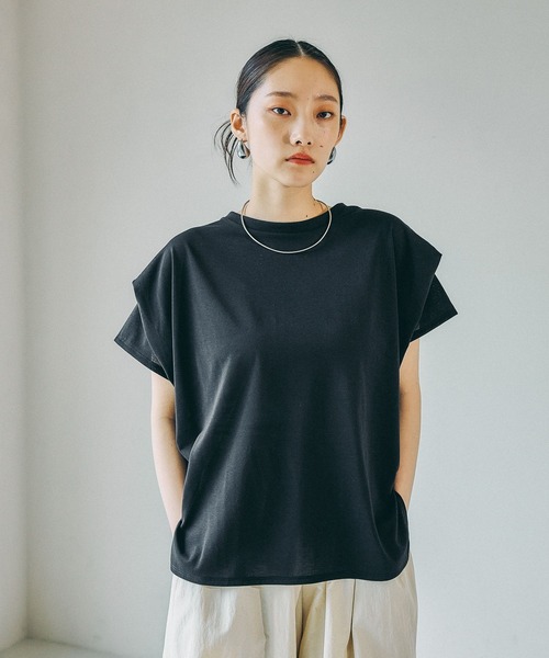 LEPSIM(レプシィム)の「《スグッカワ》袖タックT 639431(Tシャツ/カットソー・レディース・オフホワイト/キャメル/ブラック・FREE)」の3枚目の写真