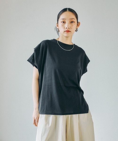 LEPSIM(レプシィム)の「《スグッカワ》袖タックT 639431(Tシャツ/カットソー・レディース・オフホワイト/キャメル/ブラック・FREE)」の18枚目の写真