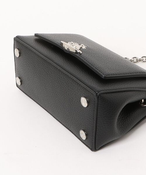 Vivienne Westwood（ヴィヴィアンウエストウッド）の「HAZEL SMALL HANDBAG（ハンドバッグ・レディース・ブラック・FREE）」の3枚目の写真