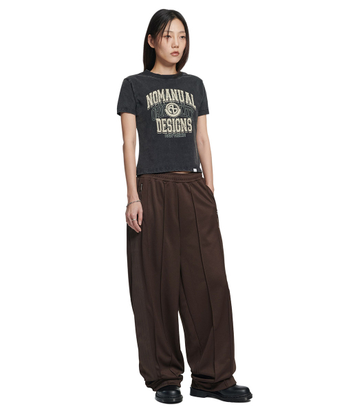 NOMANUAL(NOMANUAL)の「LAYERED ARCH GRAPHIC T-SHIRT (WOMAN) - WASHED BLACK(Tシャツ/カットソー・レディース・その他・MEDIUM/LARGE/SMALL)」の4枚目の写真