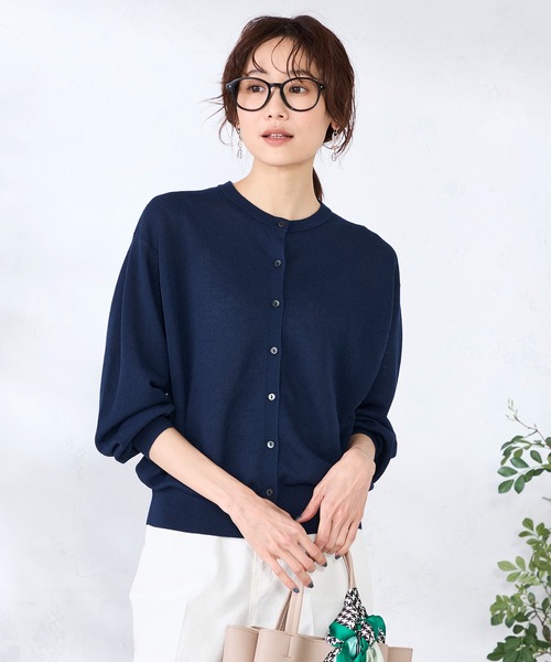 GALLORIA（ギャローリア）の「クルーカーディガン（カーディガン/ボレロ・レディース・ライトグレー/ネイビー/ライトピンク・LL/L/S/M）」の2枚目の写真