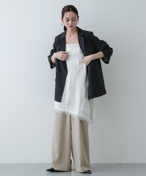 SENSE OF PLACE by URBAN RESEARCH(センスオブプレイスバイアーバンリサーチ)の「サテンレースアシメキャミソール(キャミソール・レディース・アイボリー/ブラック/ブラウン・ONE)」の20枚目の写真