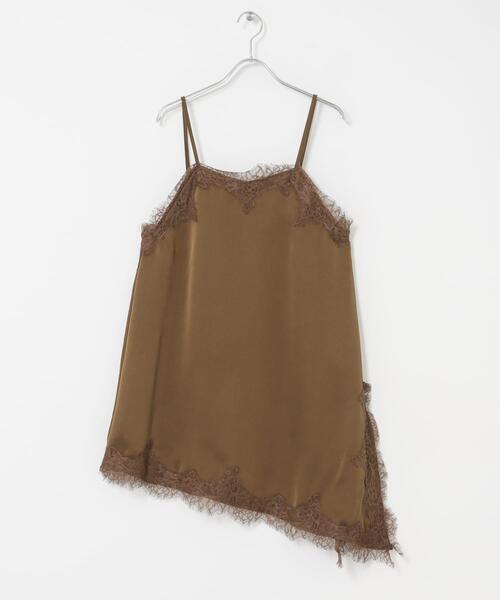 SENSE OF PLACE by URBAN RESEARCH(センスオブプレイスバイアーバンリサーチ)の「サテンレースアシメキャミソール(キャミソール・レディース・アイボリー/ブラック/ブラウン・ONE)」の12枚目の写真