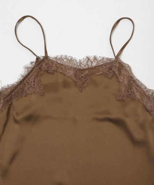 SENSE OF PLACE by URBAN RESEARCH(センスオブプレイスバイアーバンリサーチ)の「サテンレースアシメキャミソール(キャミソール・レディース・アイボリー/ブラック/ブラウン・ONE)」の13枚目の写真