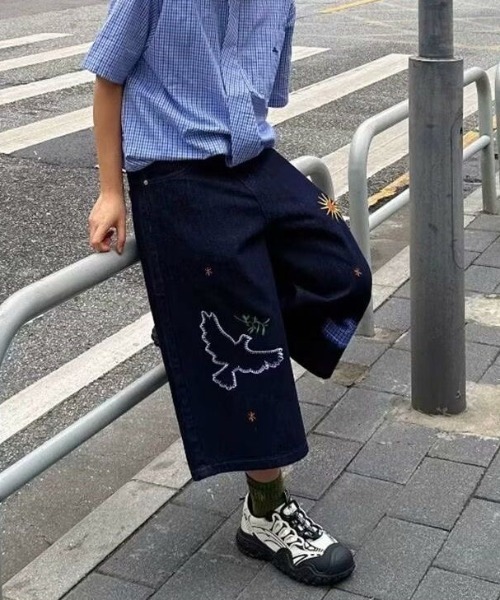 FreeZone(フリーゾーン)の「バード刺繍デザインデニムハーフパンツ(デニムパンツ・メンズ・ブルー・S/M/L)」の10枚目の写真
