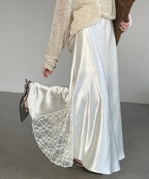 CHUN CHUN NOTES（チュンチュンノーツ）の「26SS/レース切替サテンフレアスカート（スカート）」