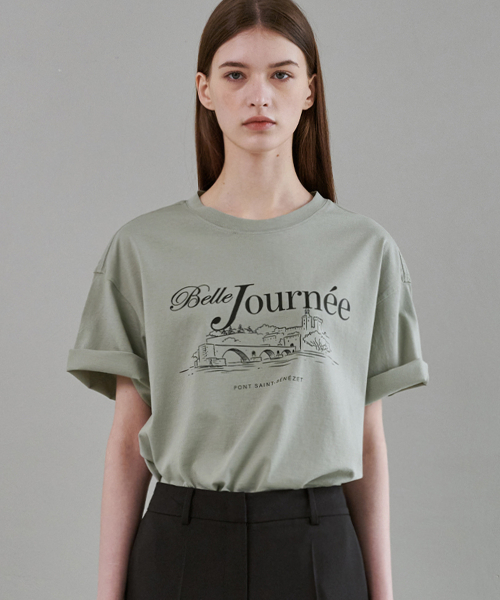 MALOUPE(マロップ)の「5216 レギュラーフィットグラフィックTシャツ(カーキ)(Tシャツ/カットソー・レディース・カーキ・FREE)」の1枚目の写真