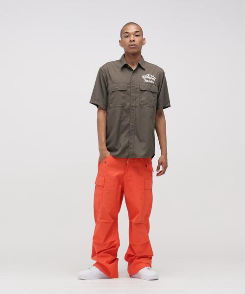 AVIREX(アヴィレックス)の「《WEB&DEPOT限定》S/S TOM CAT SILHOUETTE SHIRT / トムキャット シルエット シャツ / AVIREX / アヴィレックス(シャツ/ブラウス・メンズ・カーキ/ネイビー/オリーブ系・M/L/XL/2XL)」の8枚目の写真