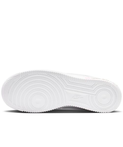 NIKE(ナイキ)の「ナイキ エア フォース 1 '07 SE ウィメンズシューズ / Nike Air Force 1 '07 SE Women's Shoes IF0498-102 White(スニーカー・レディース・ホワイト・25.5/26/22.5/23/23.5/24/24.5/25/22)」の2枚目の写真