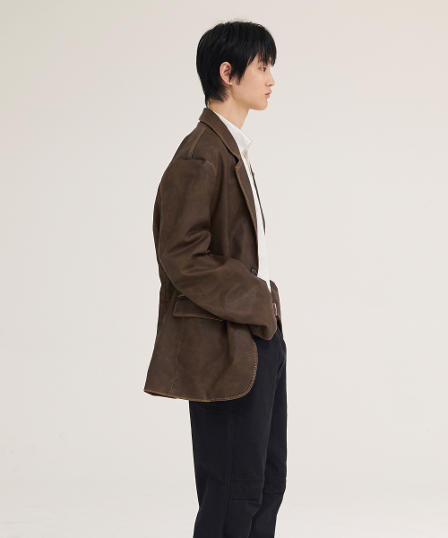 AKECII(アケシ)の「スクレッチレザーブレザー_ブラウン(ライダースジャケット・メンズ・その他・MEDIUM/LARGE)」の6枚目の写真