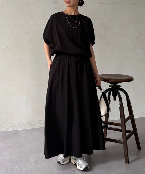 Chez toi(シェトワ)の「【セットアップ】バルーンブラウス×スカートSET(ワンピース・レディース・ブラック/ライトグレー/レッド・FREE)」の9枚目の写真