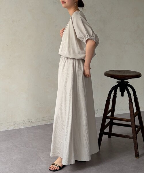 Chez toi(シェトワ)の「【セットアップ】バルーンブラウス×スカートSET(ワンピース・レディース・ブラック/ライトグレー/レッド・FREE)」の16枚目の写真