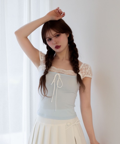M DOLLY(エムドリー)の「Lace french annie ribbon tops / レースフレンチアニーリボントップス(Tシャツ/カットソー・レディース・ネイビー/ライトブルー・FREE)」の2枚目の写真
