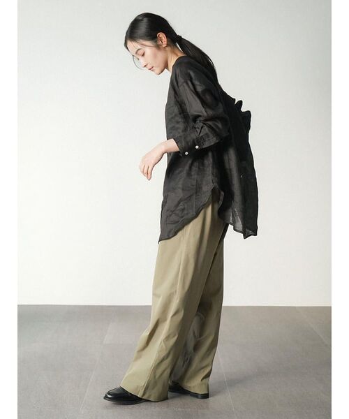 FIKA.（フィーカ）の「Tucked wide easy pants（その他パンツ・レディース・グレー系その他3/ブラック・SMALL/MEDIUM）」の13枚目の写真