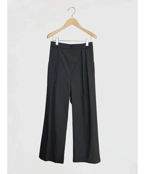 FIKA.（フィーカ）の「Tucked wide easy pants（その他パンツ・レディース・グレー系その他3/ブラック・SMALL/MEDIUM）」の17枚目の写真